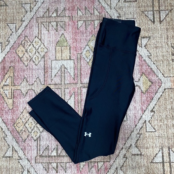 Women’s Black Under Armour Compression high rise ankle crop leggings NWTS - Picture 5 of 7